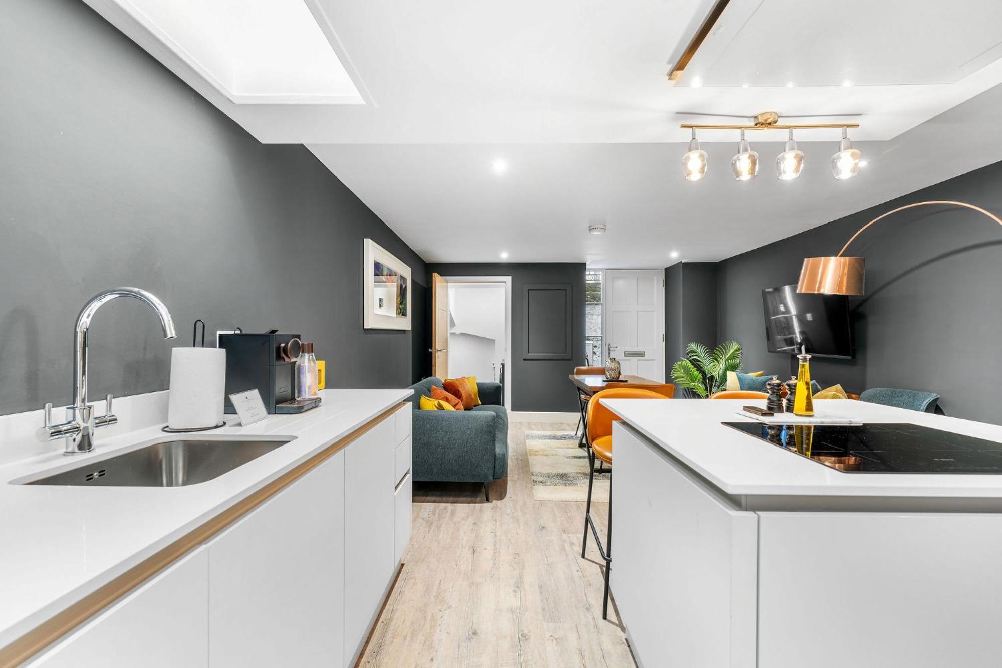 Righ Properties - Luxury West End Artisan Apartment EDI Exterior photo